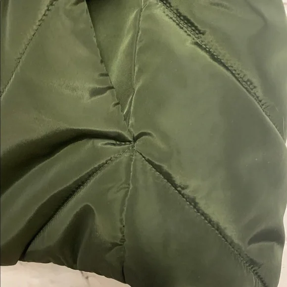 Michael Michael Kors Puffer Olive Green Quilted Vest Size M Looks New - Picture 4 of 6